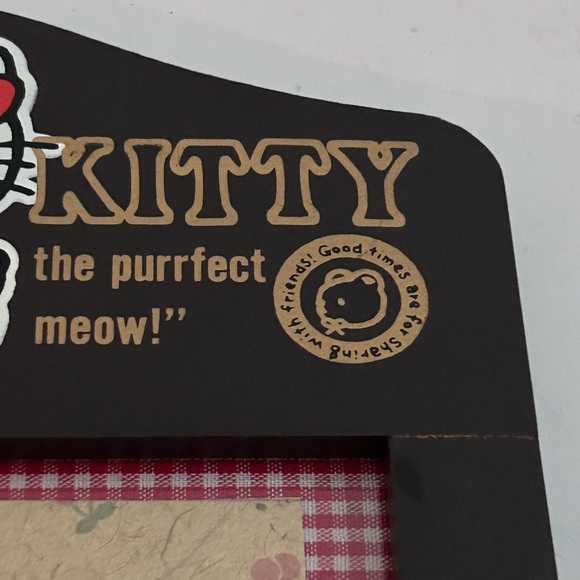 Vintage Hello Kitty Wooden Picture Frame Sanrio 1990  Holds Photo 4.5x3.25 inch - Picture 9 of 12